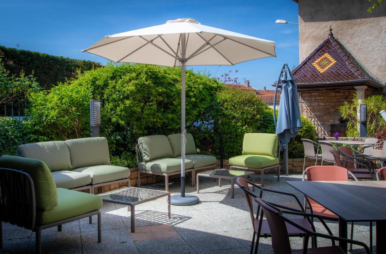 Logis Hotel Tante Yvonne & Son Restaurant Semi-Gastronomique - Lyon Nord Quincieux ภายนอก รูปภาพ