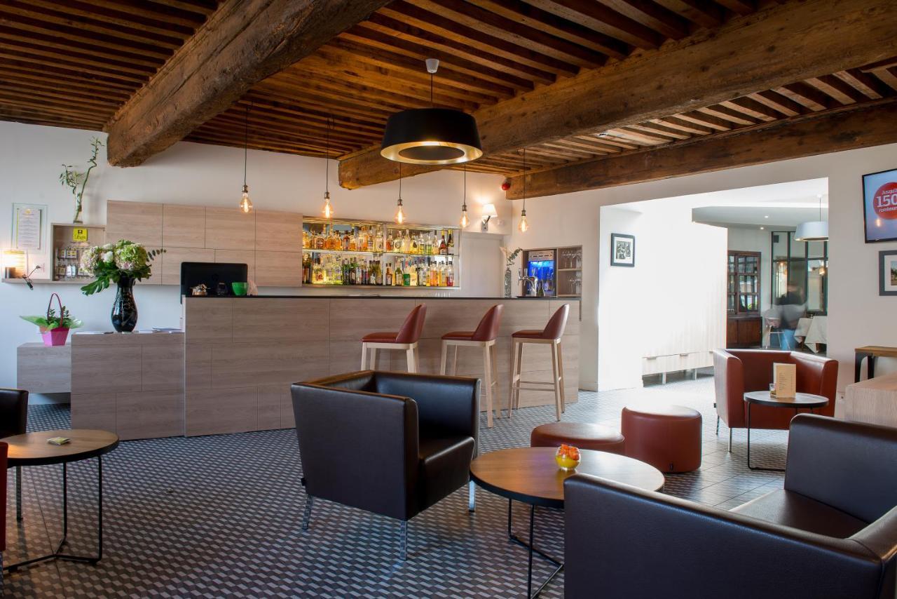 Logis Hotel Tante Yvonne & Son Restaurant Semi-Gastronomique - Lyon Nord Quincieux ภายนอก รูปภาพ